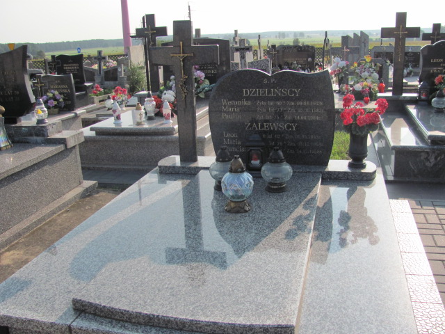 Grób Paulin Dzieliński