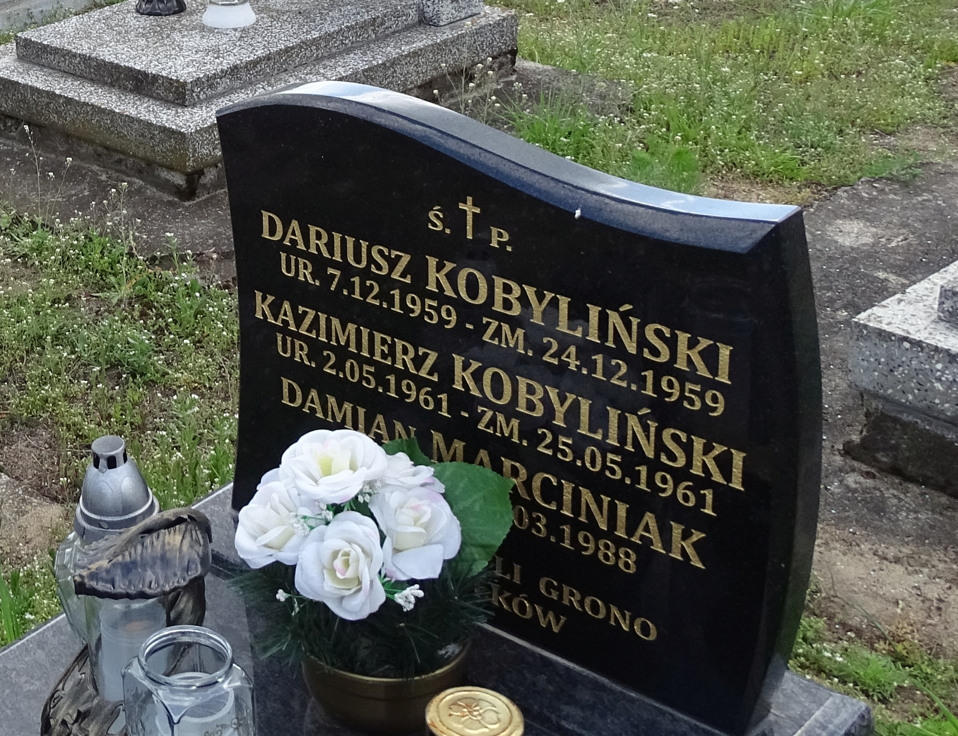 Grób Kazimierz Kobyliński